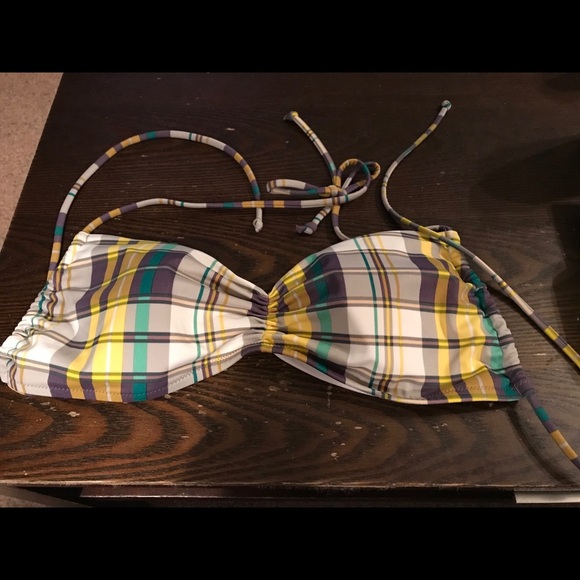 Victoria Secret swim top - Picture 1 of 2